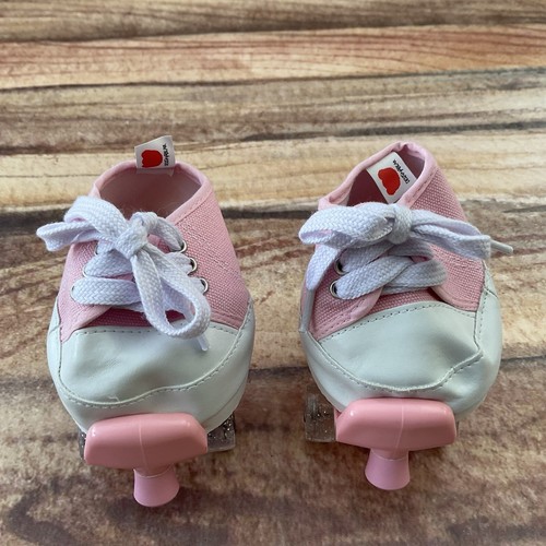 Build bear roller skates - a,