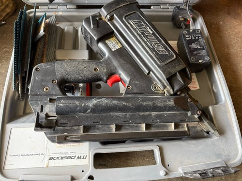 Paslode im325 cordless gas - ,,
