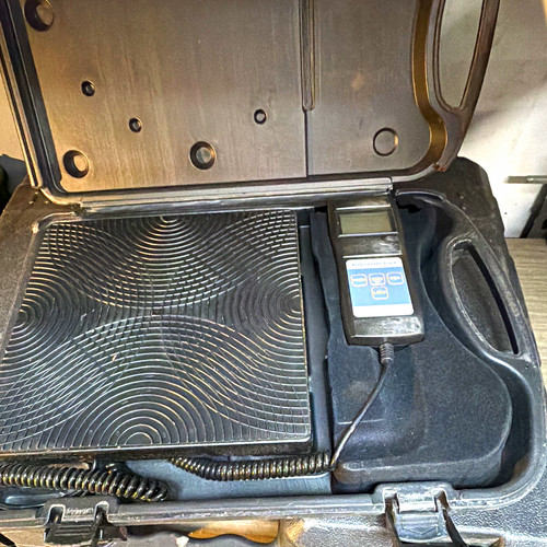 Digital refrigerant charging - refrigerant,