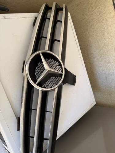 Mercedes clk grill - mercedes,