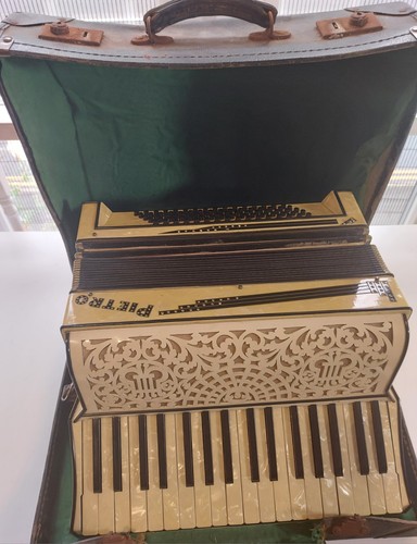 Vintage pietro piano - pietro, accordion