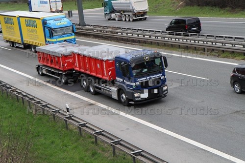 Truck photo man - tgs, tipper