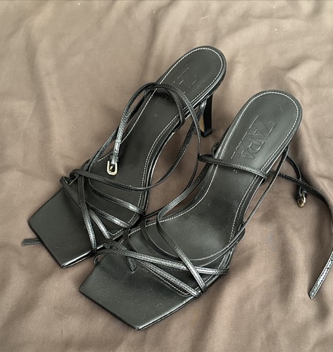 Zara black leather heeled - black,