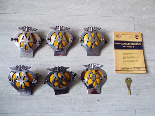 Vintage badge bundle 5 - badge, x