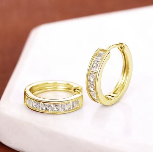 Gold plated women hoop - gold,