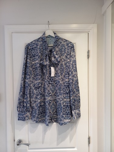 Hawes curtis blue white - &,