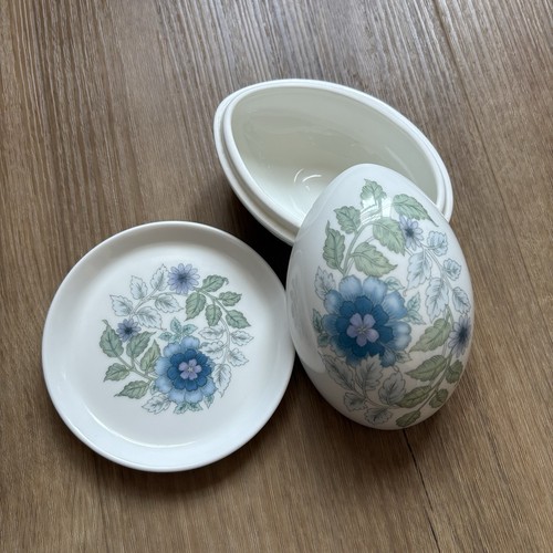 Wedgwood clementine bone - clementine, china