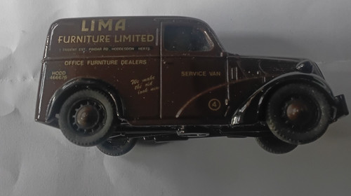 Corgi fordson van lima - fordson,