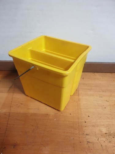 Lamb feeding feeder buckets - feeding,