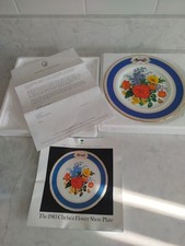 THE 1983 CHELSEA FLOWER SHOW PLATE CHELSEA PRIDE DECORATIVE PLATE  MINT