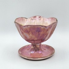 Maling Ware small footed bowl features a lustred pink shell pattern 9 cm. tall