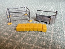 Vintage Britains Water Trough, Fences And Hay Bales