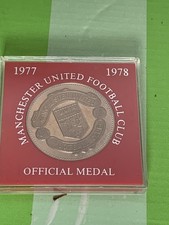 MANCHESTER UNITED FOOTBALL CLUB OFFICIAL MEDAL 1977-1978  boxed