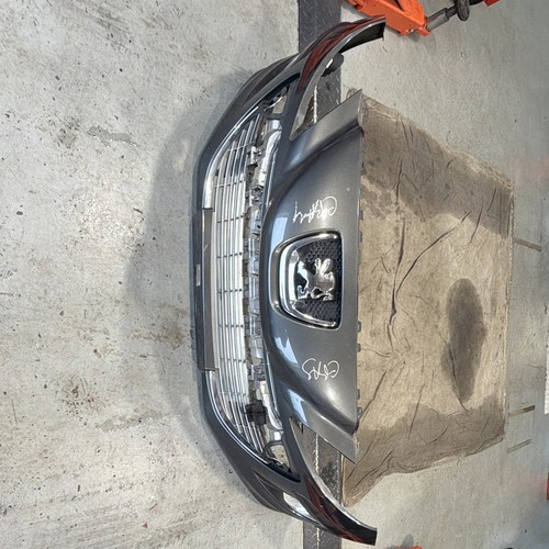 Peugeot 308 front bumper - front,
