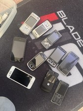 10x Old Mobile Phones (5 Turn On)