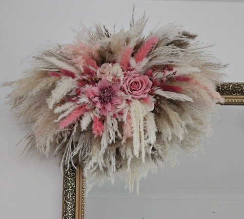 Dried flower cloud