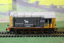HORNBY OO GAUGE CLASS 08 0-6-0 - BR RAILFREIGHT SCOTTY DOG 08938 NOT WORKING
