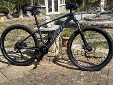 GIANT TALON MOUNTAIN BIKE MEDIUM GREY /SILVER & DISC BRAKES FRONT & REAR