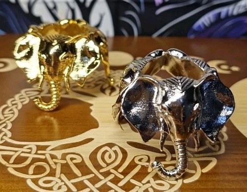 Elephant metal crystal holder - metal,