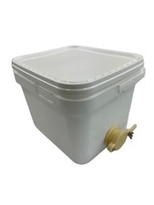 Honey Settling Tank with Valve