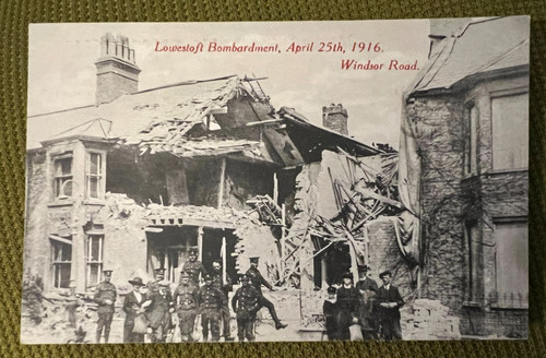 Antique postcard lowestoft - postcard,