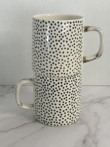 Tyme table coffee mugs with - &,