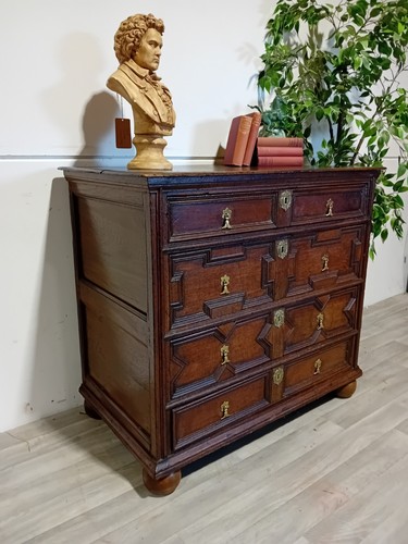 Jacobean oak chest drawers - oak,