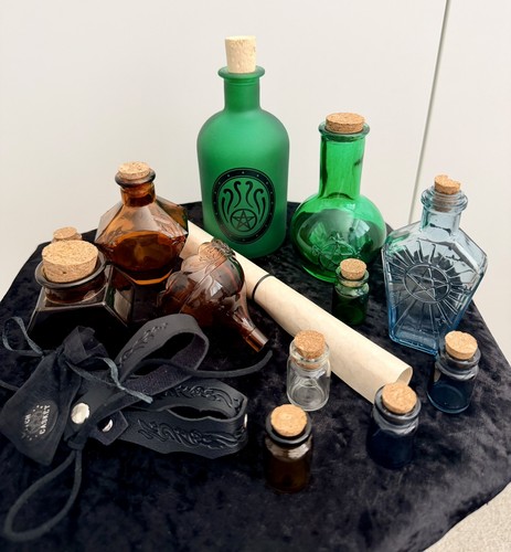 Witch casket spell bottle - witch,