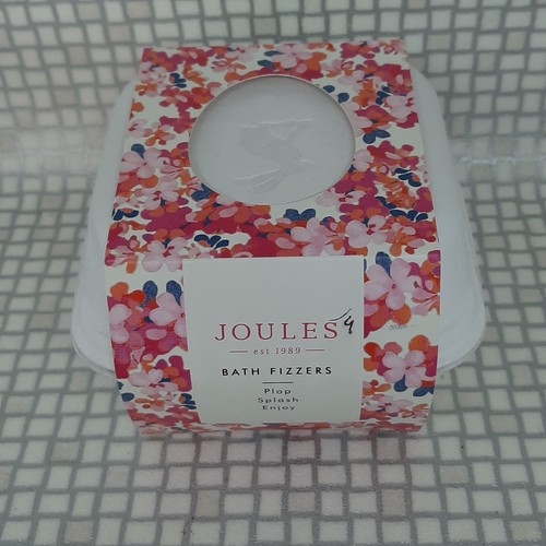 Joules bath fizzers bombs - joules,