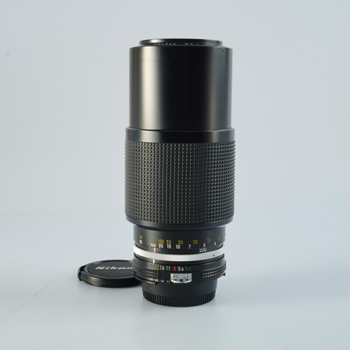 Very good nikon zoom - very,