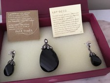 PAST TIMES ART DECO VINTAGE BLACK ONYX & MARCASITE PENDANT & DROP EARRINGS SET