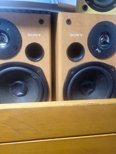 Sony bookshelf speakers - 2.0,