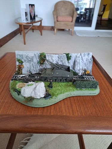 Ww2 german howitzer - howitzer, under