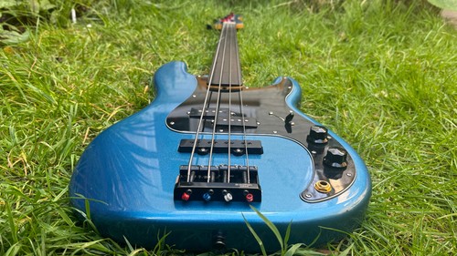 Fender precision bass - precision,