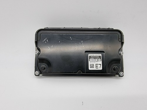Genuine toyota prius mk4 2016 - toyota,
