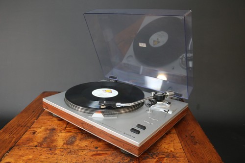 Sanyo 1010 turntable semi - sanyo,