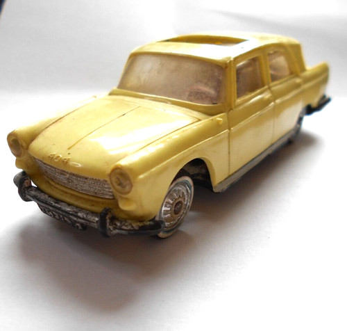 Norev peugeot 404 plastic - 51,