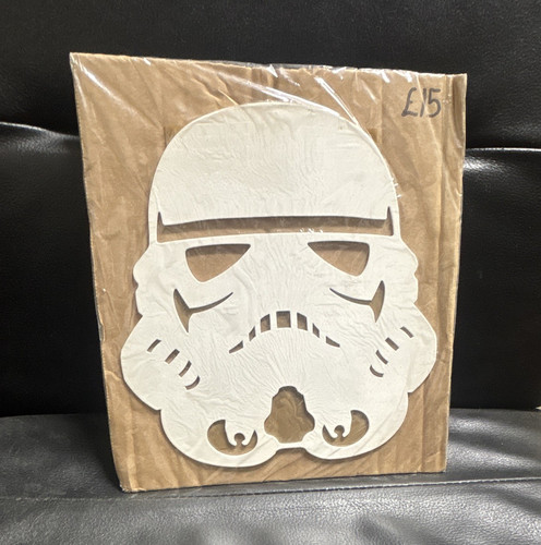 Star wars stormtrooper helmet - star,