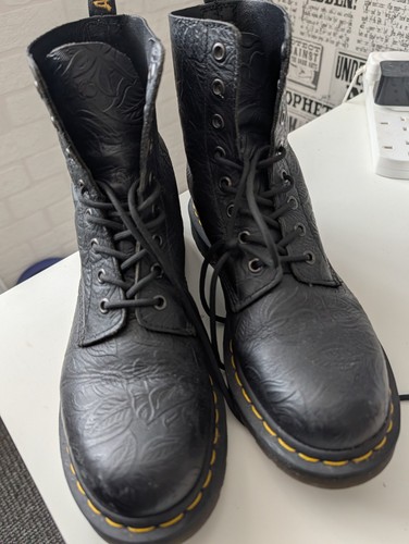 Martens 1460 pascal boots - martens,