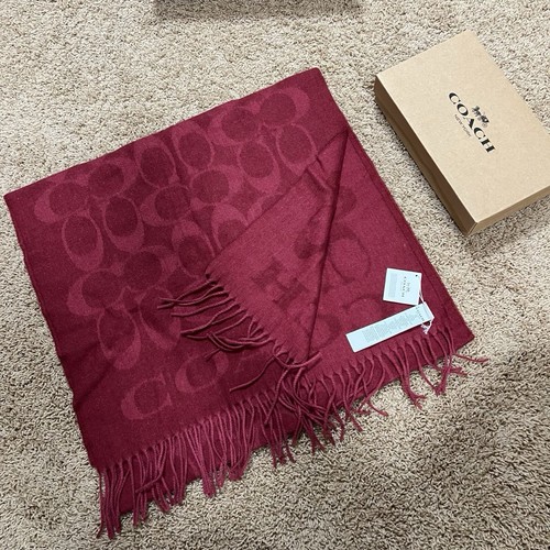 Coach signature scarf f77673 - signature,