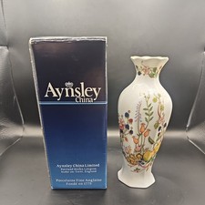 Boxed Aynsley Somerset Pattern Fine Bone China 7'' Bud Vase