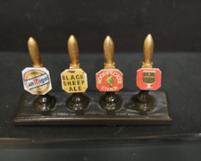 Dolls house pub - project, set