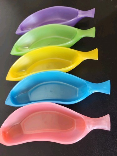 Vintage plastic banana split - banana,