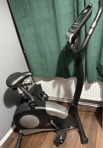 Dkn exercise bike black - dkn, used