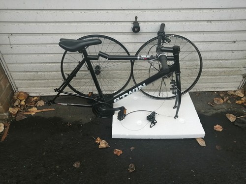 Bike frame front wheel - bike, i