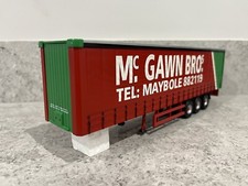 Corgi - Tri-Axle Curtainside