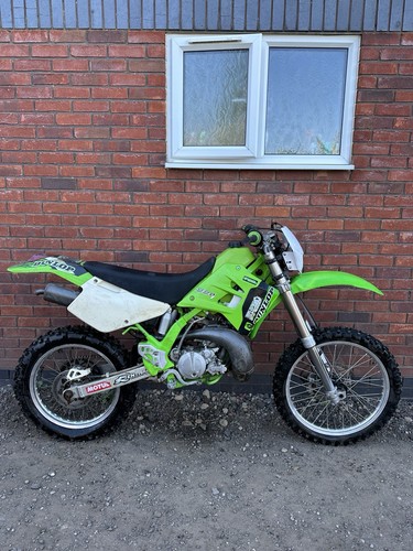 Kawasaki kdx220r 2002 - kawasaki,