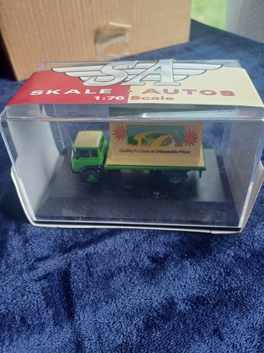 Hornby scale autos bedford - bedford, tk