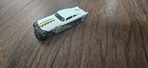 Hot wheels premium car - hot,