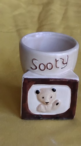 Keele pottery sooty tv - st.,